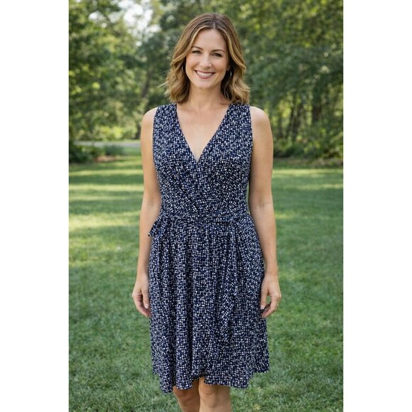 Soma Dresses & Skirts - SOMA Size Large sleeveless V-neck sundress Blue/White Mosaic pattern